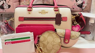 What’s in my bag Coach Rowan