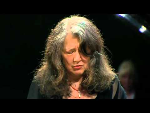 Martha Argerich - Schumann - Von Fremden Landern und Menschen