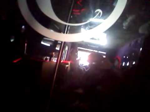 Throwd G on the Yums bus with Billy Syn mugzy