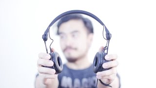 Video thumbnail for Pioneer HDJ-C70 Professional On-Ear DJ Heapdhones by Digital DJ Tips