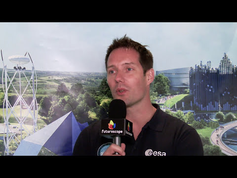 Interview de Thomas Pesquet au Futuroscope | Les attractions et spectacles