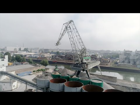 Der alte Mohr Kran im Westhafen Frankfurt – Industrial Atmosphere Film