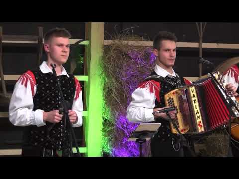 Ansambel Veseli Savinjčani - Poljubi košček kruha (Ansambel Pogum)