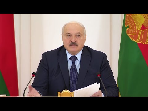Лукашенко: Это катастрофа! Такие заоблачные цены, что у людей глаза на лоб лезут!