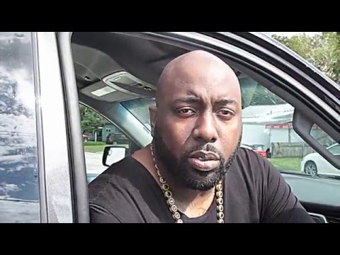 Trae Tha Truth pulls up on the streetdude