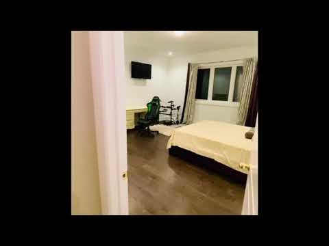 15 Burlwood Rd Brampton Ontario L6P4E9