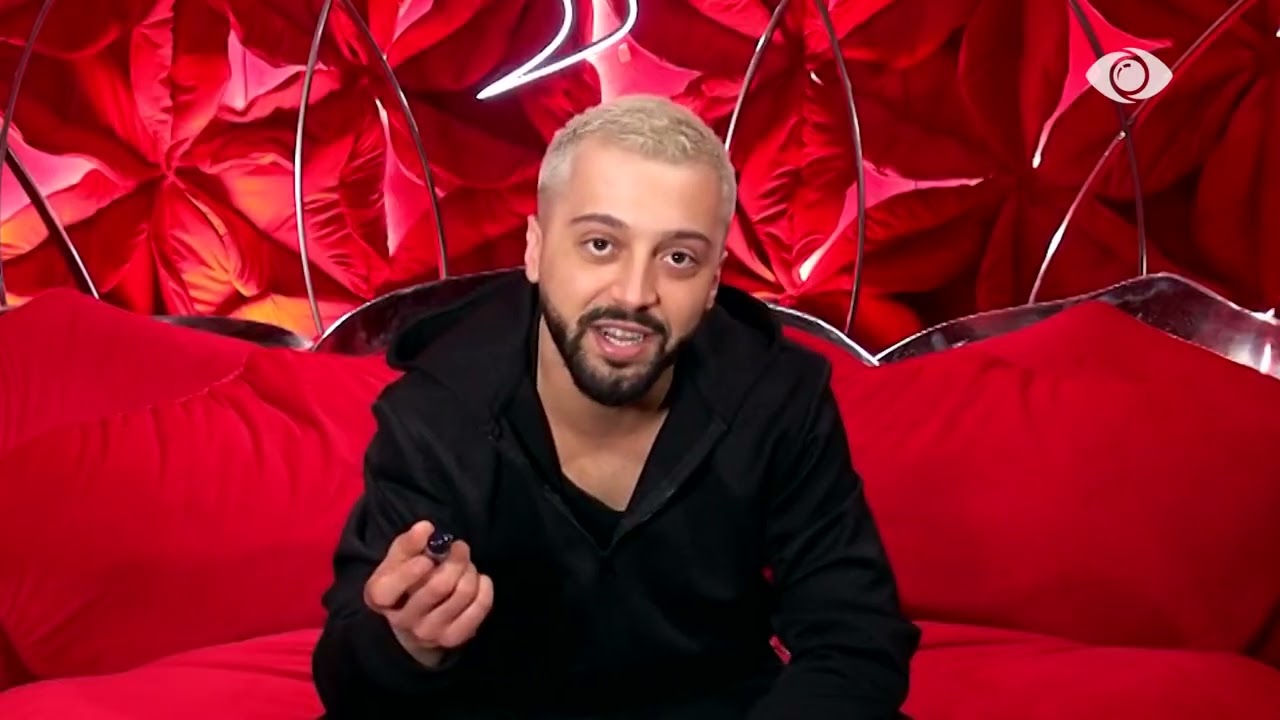 “Gjesti sapo hyri vazhdoi të bëj gjeste”/ Debati mes Laertit dhe Gjestit: Nuk e përfaqëson ti Kosovën…