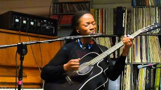 Sabrina Starke - Ain't no Sunshine  @ Wim`s Muziekkelder