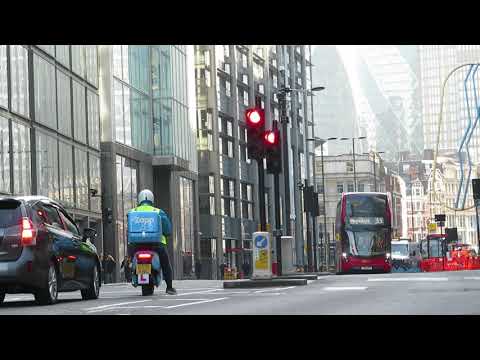YX18 KPE/EH216 on Route 35 @Bishopsgate, Shoreditch - 8th March 2022