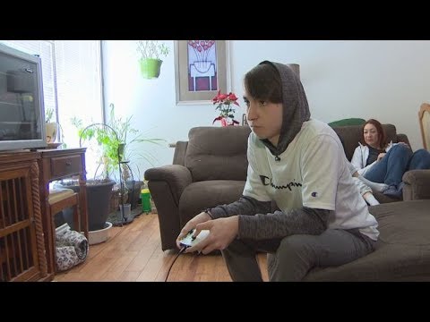 Regina FIFA eSports competitor warms up for $50K international tournament by crushing CBC reporter