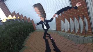 Ellie Goulding - Keep on dancin