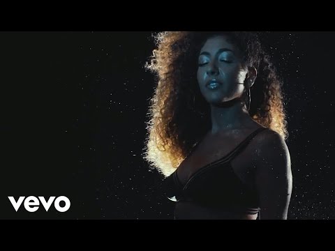 Nadia Gattas - Looking To Hide