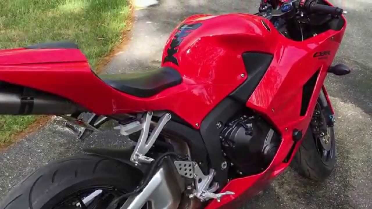 2013 Honda CBR600RR with Akrapovic slip on exhaust