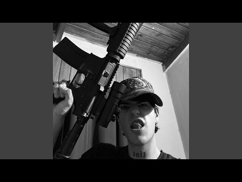 PISTOLON (feat. Baddlittle333kk & juanssin)