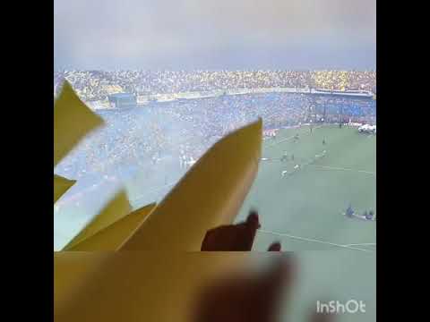 "Recibimiento Boca vs River. Primera final de Copa Libertadores" Barra: La 12 • Club: Boca Juniors