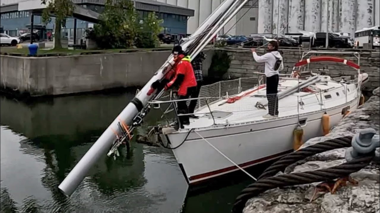 08 Stepping the mast in Quebec, finally the return of the sailboat CORAIL