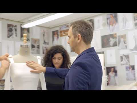 #PronoviasFashionShow Hervé Moreau at the Atelier