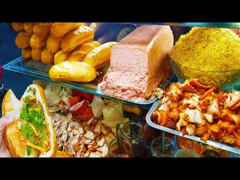 Bánh mì Cô Châu Xóm Chiếu ( mua gì cũng có ) mấy chục năm chỉ 12k ở Sài Gòn | street food saigon