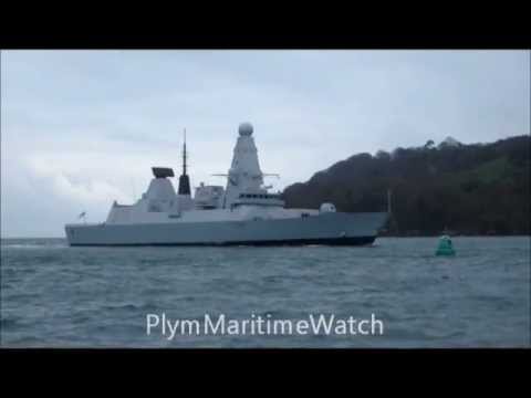 Hms Dragon Entering Devonport Dockyard