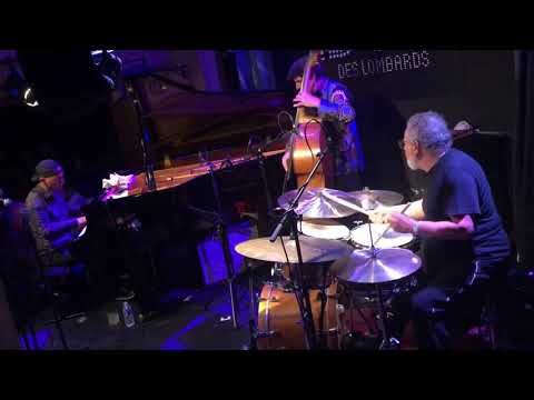 LE DUC DES LOMBARDS: ANTONIO FARAO’ TRIO /ANDRE CECCARELLI & PHILIPPE AERTS🎹🥁🎸🎤🎷🎻🎺💯😎