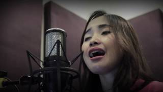 Video Cover Lagu - Rapuh Agnes Monica - Cover By Ermin Feat Hesty