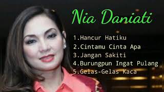 Download lagu Nia Daniaty Lagu Paling Populer mp3