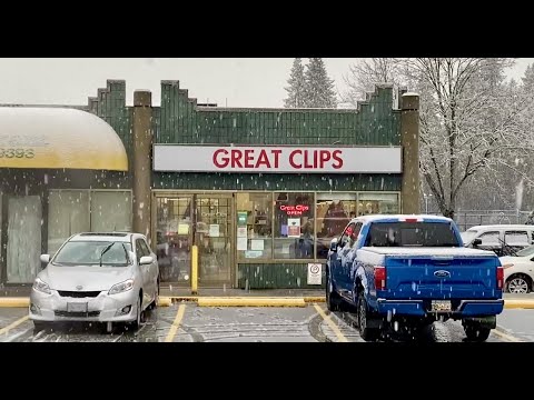 What Time Does Great Clips Close Tonight