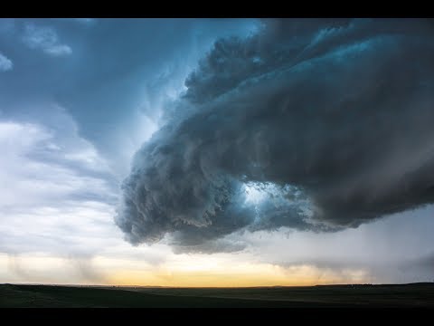 The Greatest Storms on Earth - Tornadic Expeditions Storm Chasing Tours