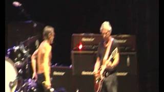 IGGY &amp; THE STOOGES BEYOND THE LAW (Valencia 2011)