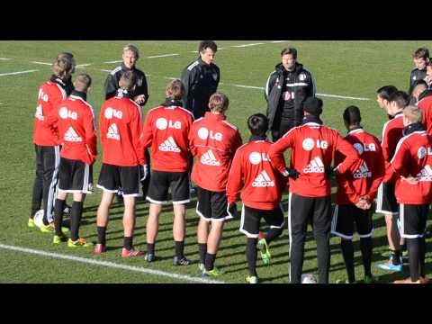 Eerste training Bayer 04 Leverkusen in 2014 in Leverkusen.