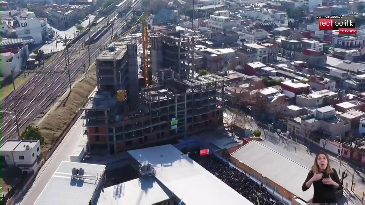 Alberto Fernández entregó el Crédito Casa Propia N° 60.000 junto a Ferraresi