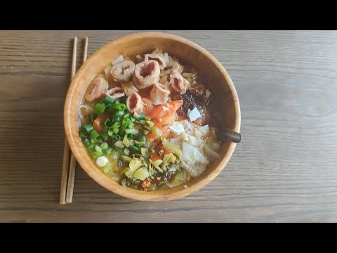 Pork intestine noodle, Guangxi Old friend style