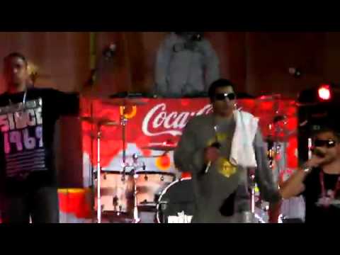 Touch Down (LIVE IN SOFIA 2011)