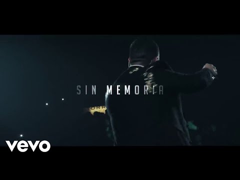 Julión Álvarez y Su Norteño Banda, Alfredo Olivas - Sin Memoria (Lyric Video)
