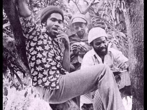 The Melodians - Everybody Bawling