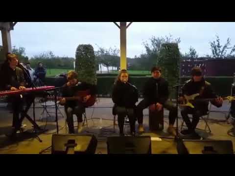 MELTING BASKETS - My Man (live @ Reveil19) //FAN CAM//