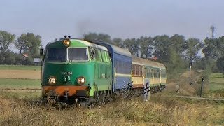 preview picture of video 'Fiaty w akcji - SU45-228 i SU45-156 / Polish diesel locomotives'