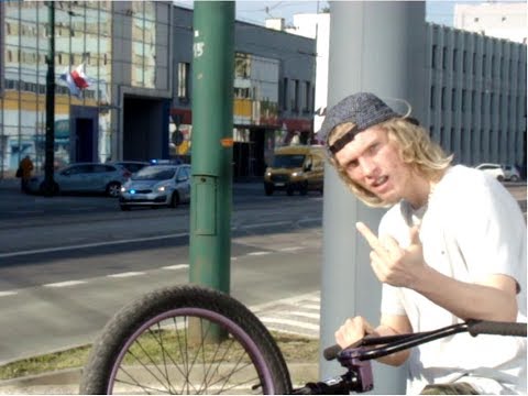 ASFALT X OLLIE - NIEBIESKI PAN [WIDEO]