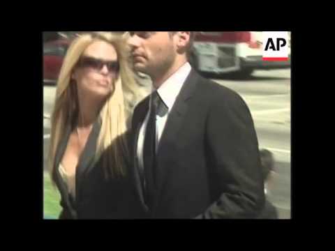 Hollywood mourns Merv Griffin at funeral for 'Jeopardy' creator