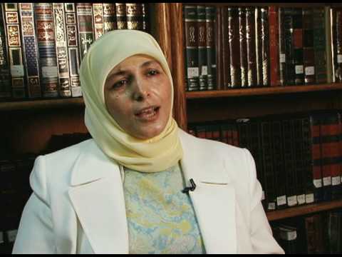 Female Leader of Mosque Takes on Stereotypes