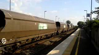 preview picture of video 'Freightliner Class 66 66557 Loud 2 tone Horn @ Tamworth'