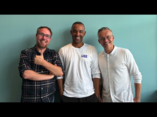 Ikenna Azuike over moed, maskers en magie op het podium