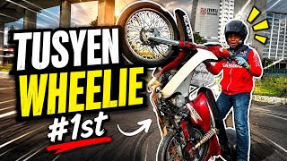 Download lagu Tutorial wheelie , orang biasa pun boleh pandai wheelie follow cara ini. mp3 Download lagu Tutorial wheelie , orang biasa pun boleh pandai wheelie follow cara ini. mp3