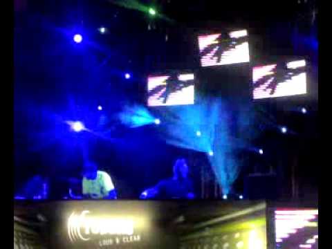Funkie Junkie b2b Acim  Live @ Exit Promo Party Nis 13.06.09 part 2