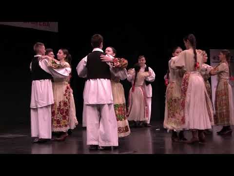 HKUD "Prigorec" ,  Markuševec  :  Djevojčica vodu gazi  /Moslavina/