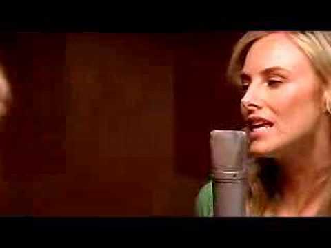 Video of Go Your Own Way by Wilson Phillips