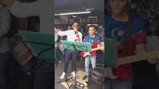 Download lagu Aizil dan Khai Bahar busking : Layu di hujung mekar mp3 Download lagu Aizil dan Khai Bahar busking : Layu di hujung mekar mp3