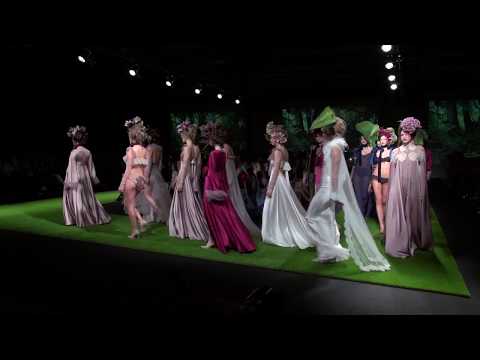 AMORALLE AW 2017 - Riga Fashion Week