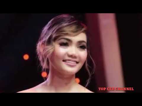 Semakin Berani, Rina Nose Kini Tampil Hot Kaya Kekinian.!!!
