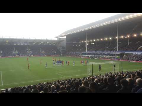 Suarez free kick goal against Everton!